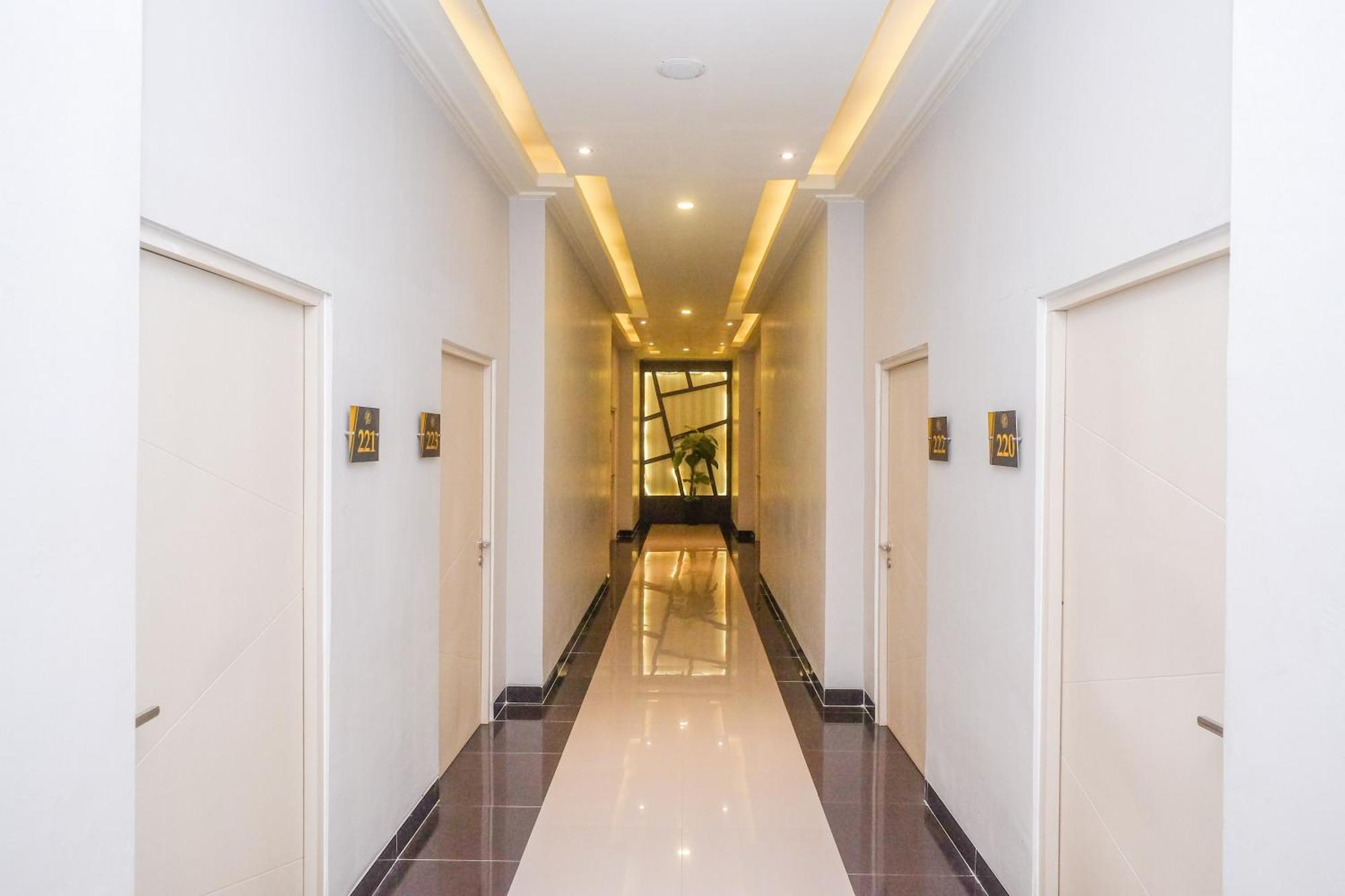Urbanview Hotel Dedy Jaya Brebes Exteriér fotografie