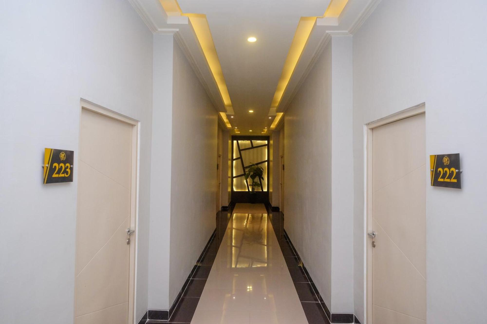 Urbanview Hotel Dedy Jaya Brebes Exteriér fotografie