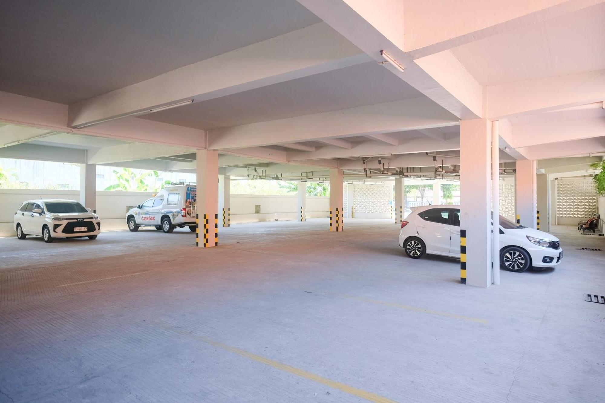 Urbanview Hotel Dedy Jaya Brebes Exteriér fotografie