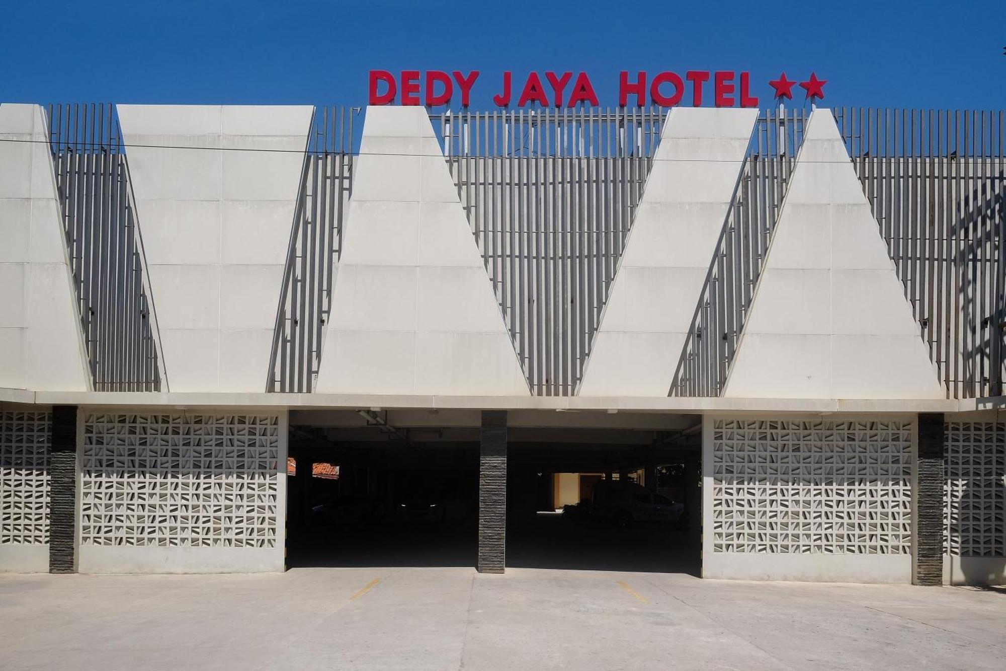 Urbanview Hotel Dedy Jaya Brebes Exteriér fotografie