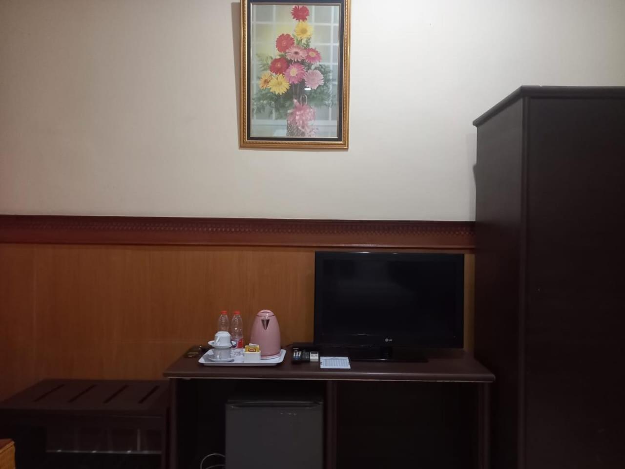 Urbanview Hotel Dedy Jaya Brebes Exteriér fotografie